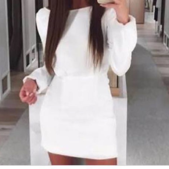 White vesper dress with bell sleeves - kookai - Picture 6 of 6